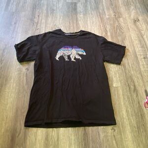 Patagonia Back for Good T-Shirt Men's Large Black Bear Print 100% Organic Cotton